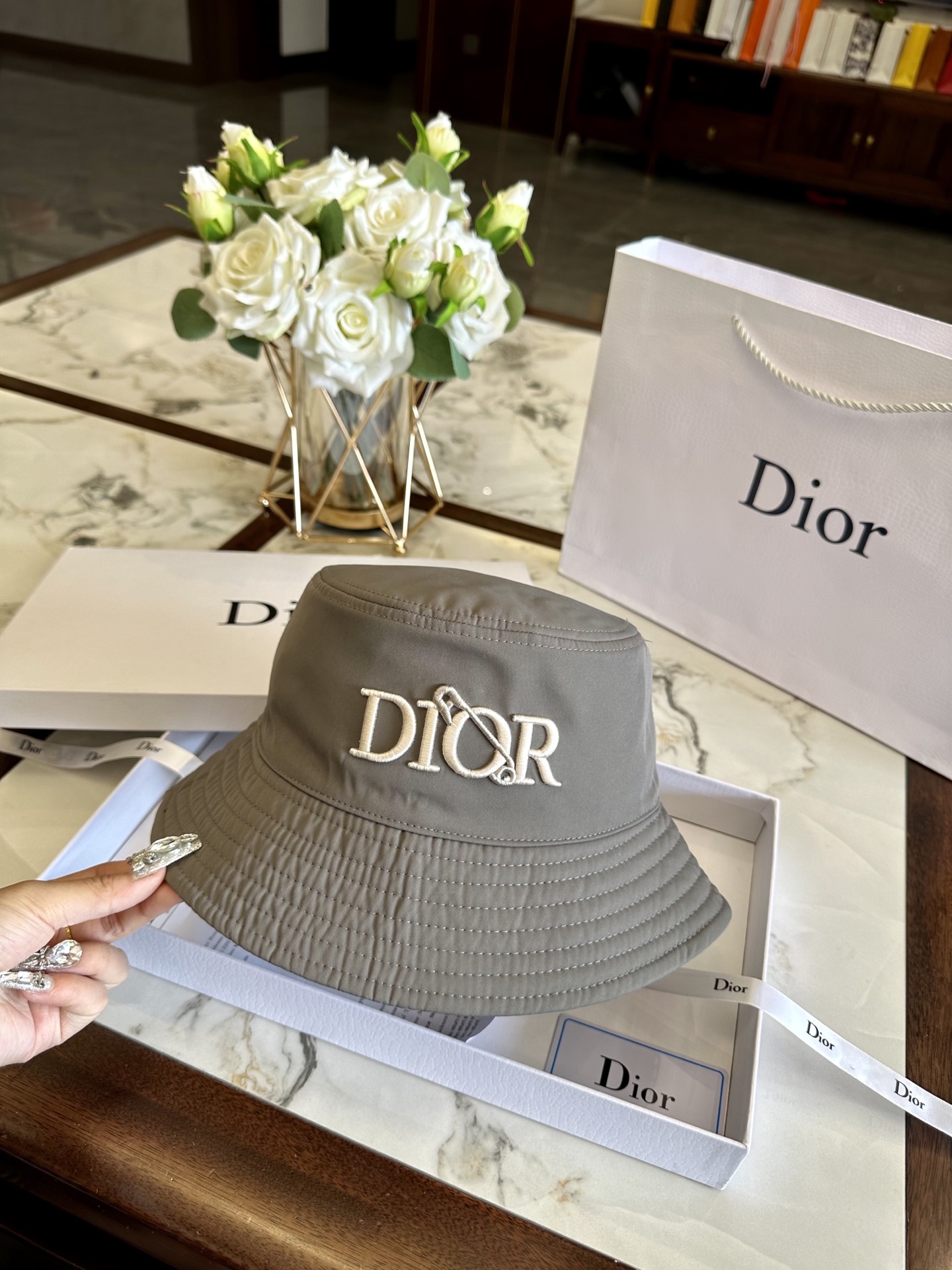 dior hat model 44